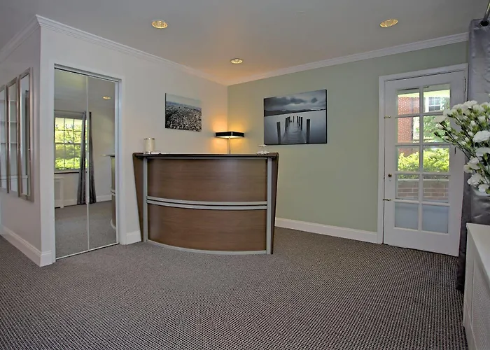Shadyside Hotel 4*